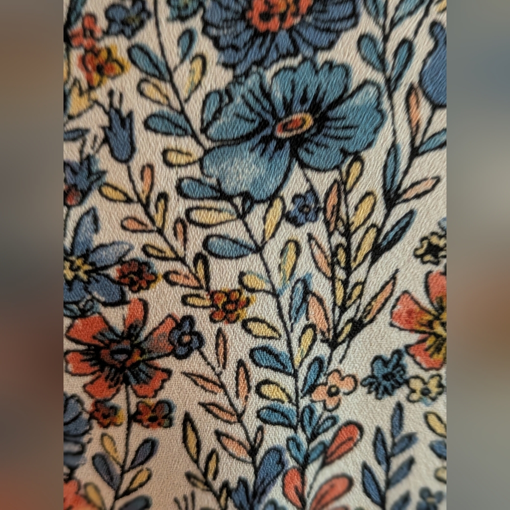 Rose & Olive Multicolor Floral Blouse, 2X - Picture 3 of 9